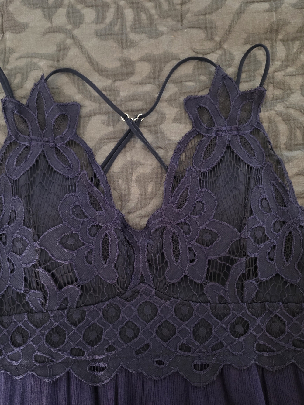 Lace-Trim Blue Maxi Dress with Flowy Skirt - Picture 4 of 8